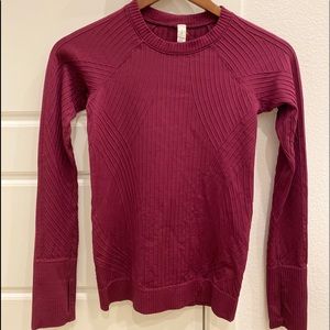Iululemon purple long sleeve spandex
